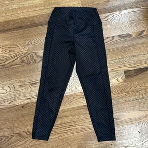 Beach Riot Checkered Summer 7/8 Pocket Legging in Black